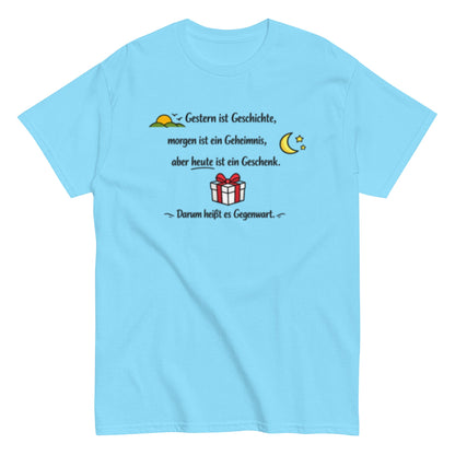 GESTERN, HEUTE, MORGEN Statement Herren T-Shirt - SprücheKüche - Druckfrisch & frech