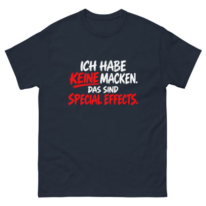 Lustiges schwarzes T-Shirt mit dem Spruch „Ich habe keine Macken. Das sind Special Effects.“ in weißer und roter Brush-Schrift.