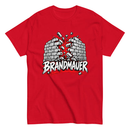 T-Shirt mit dem Schriftzug „BRANDMAUER“ und einem aufbrechenden Mauer-Motiv in Schwarz, Weiß und Rot