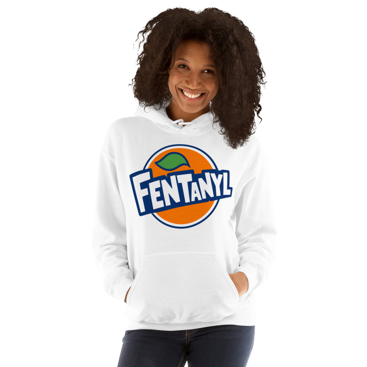 Weißer Hoodie mit auffälligem Fentanyl Statement-Motiv